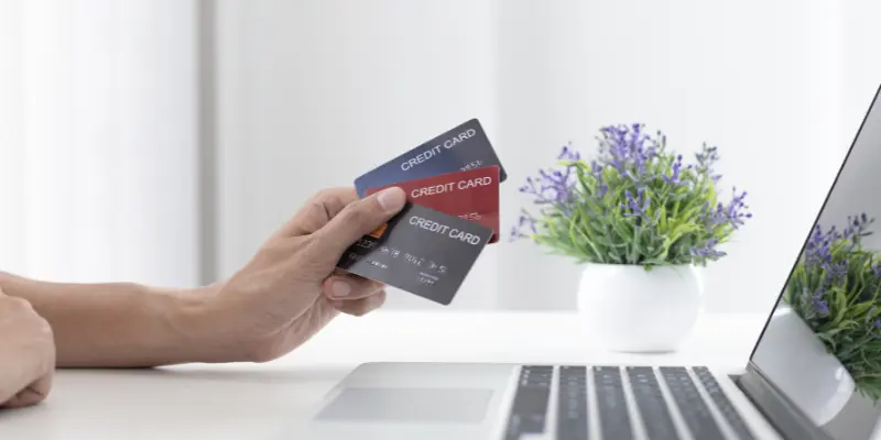 how to Earn Points Using a Credit Card